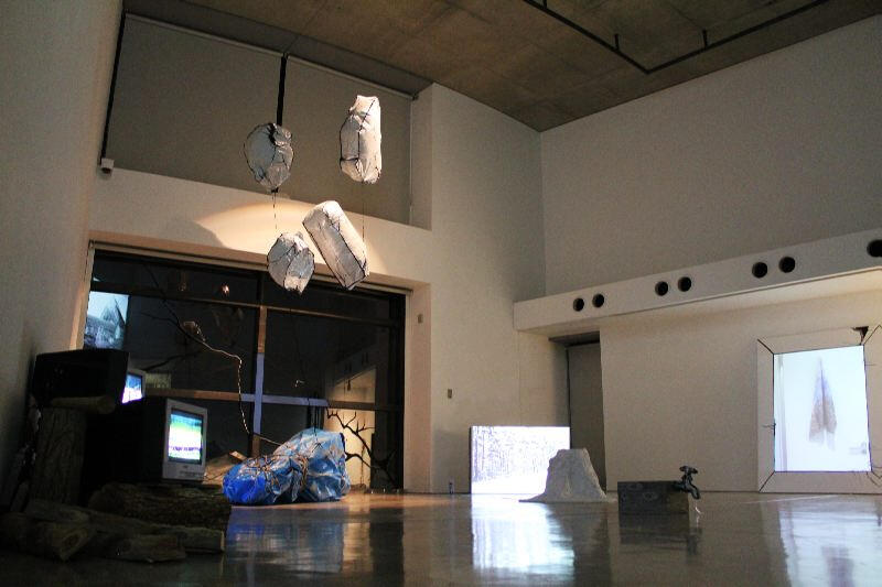 Supersensible Realm, Re-Modernologio” phase3: Traces of Scenery, Aomori Contemporary Art Centre, Japan, 2012 Supersensible Realm, Re-Modernologio” phase3: Traces of Scenery, Aomori Contemporary Art Centre, Japan, 2012